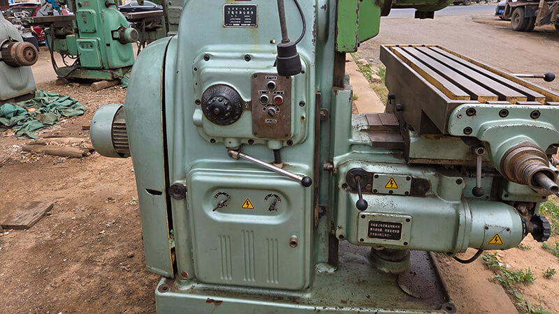 refurbished milling machine tools