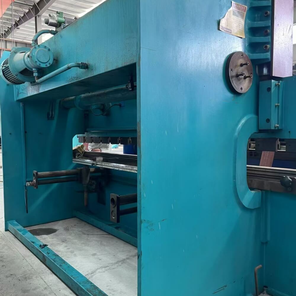 WC67Y - 80T/3200 Bending Machine - Image 6