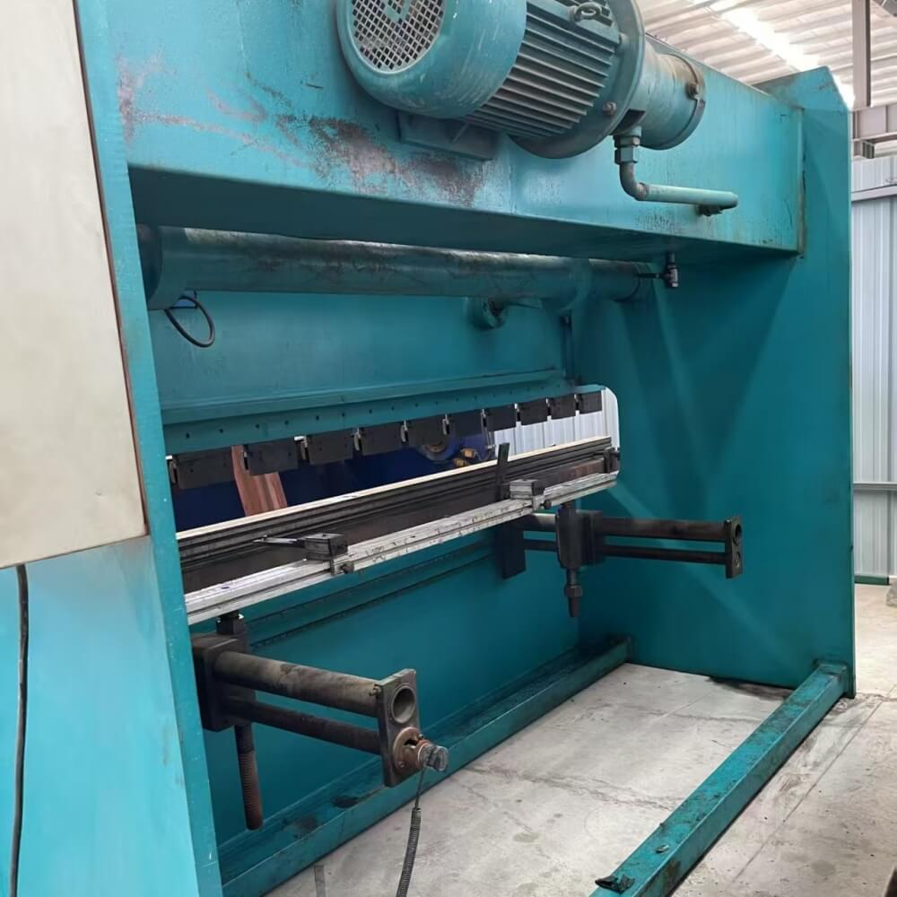 WC67Y - 80T/3200 Bending Machine - Image 5