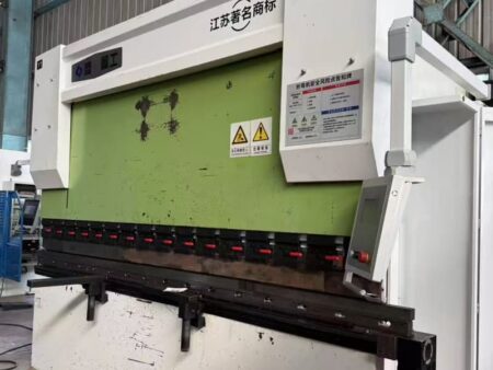 CNC Bending Machine 200T/3200