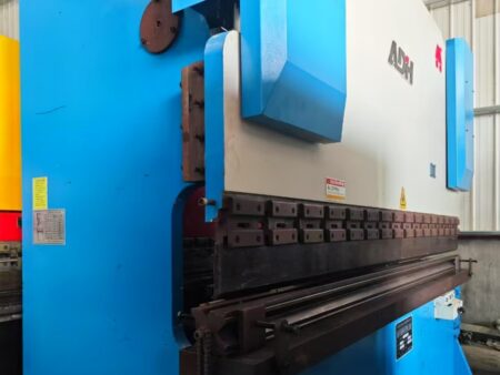 200T×3200mm Hydraulic Press Brake