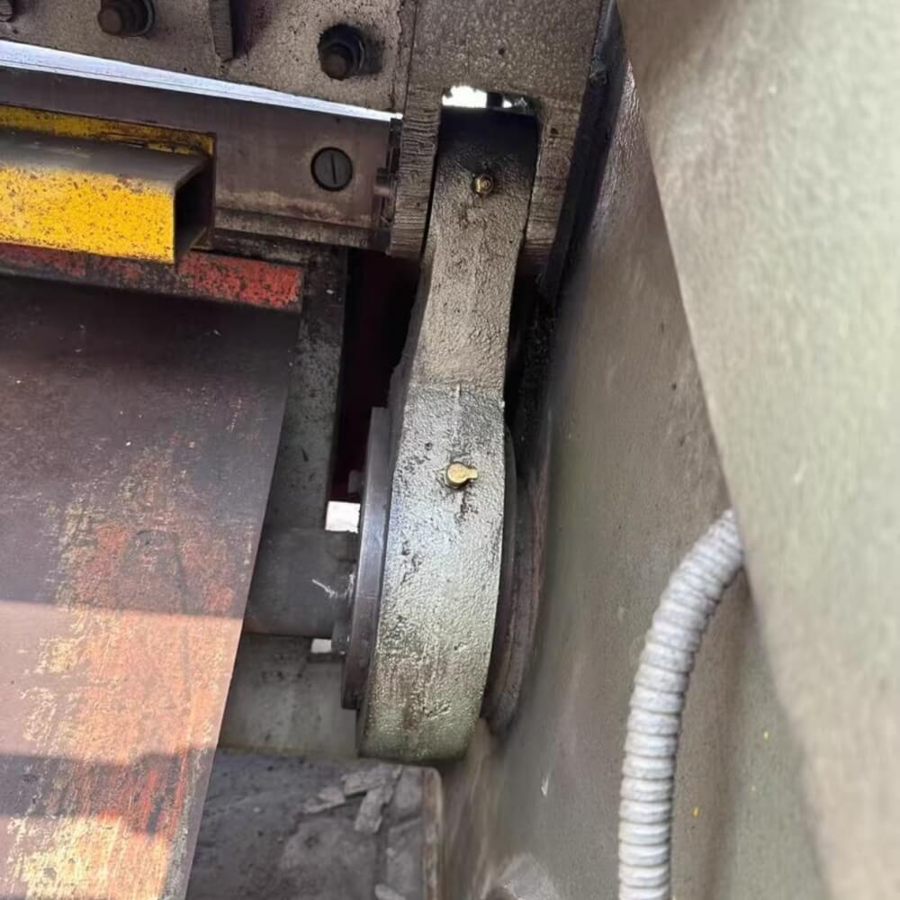 4×2000 Shearing Machine - Image 4