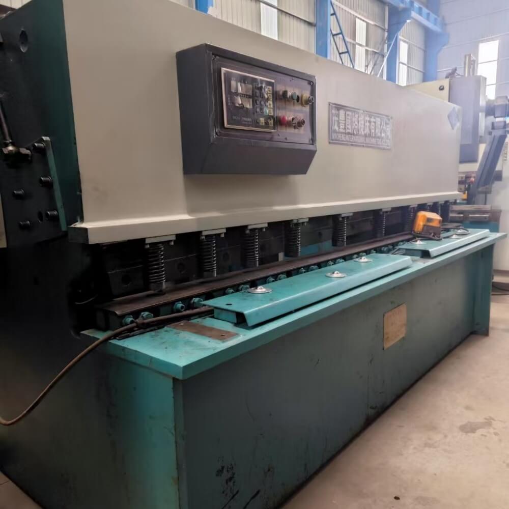 4x2500mm Shearing Machine