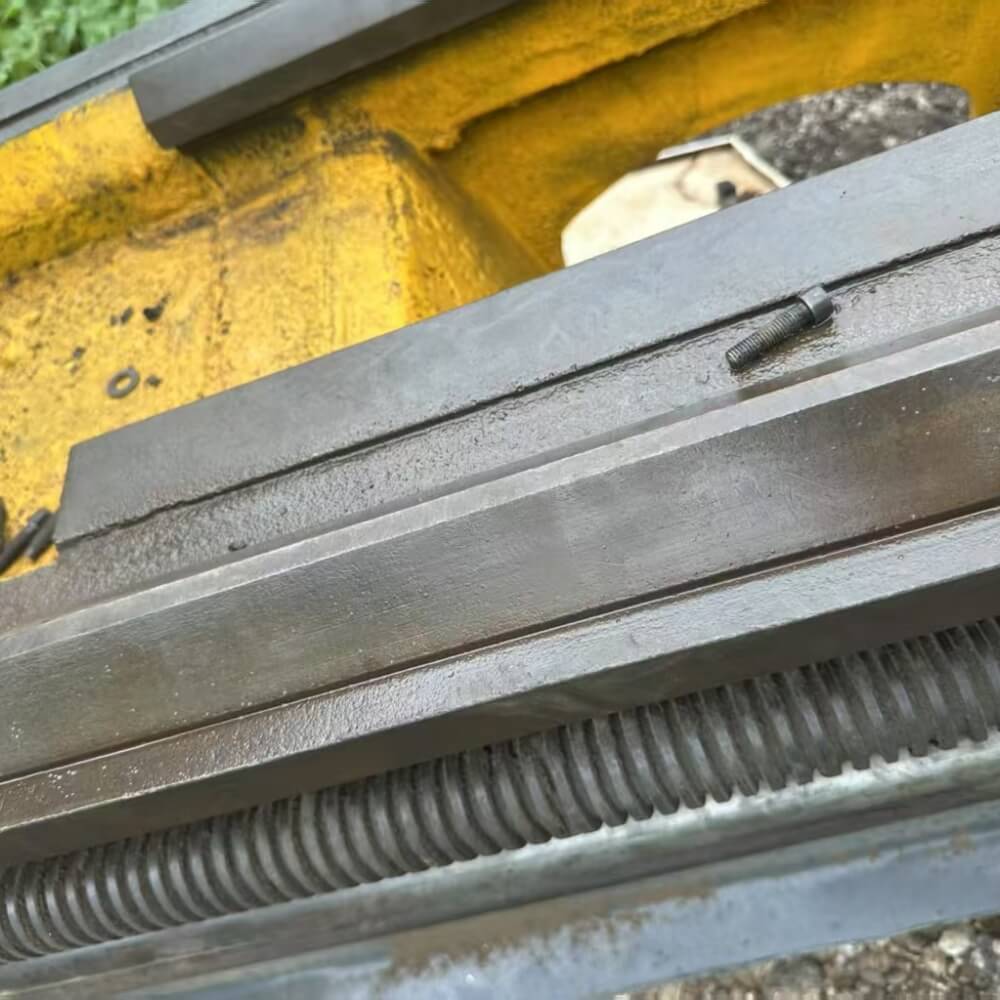 Shenyang CW62125B×5000mm Heavy-Duty Horizontal Lathe - Image 4