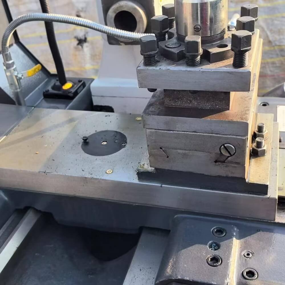 Baoji 6250 Conventional Lathe Machine - Image 5
