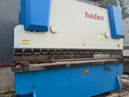 WC67Y-250/4000 Hydraulic Plate Bending Machine