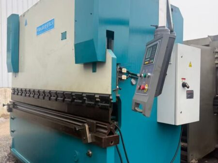 WC67Y-200/3200 Hydraulic Press Brake