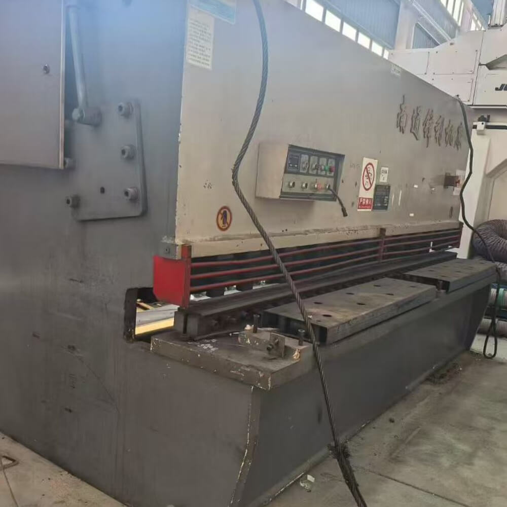 16×3200mm Shearing Machine - Image 2