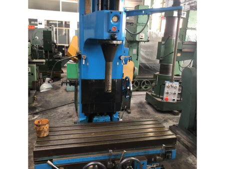 Vertical precision boring and milling machine T7220C