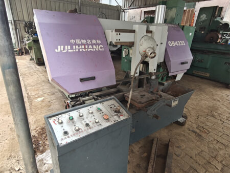 Sawing machine GB4235