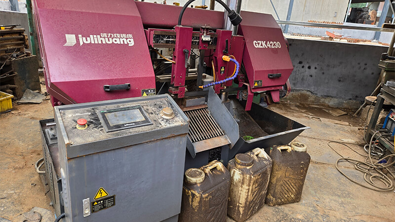 GZK4230 Band Saw Machine