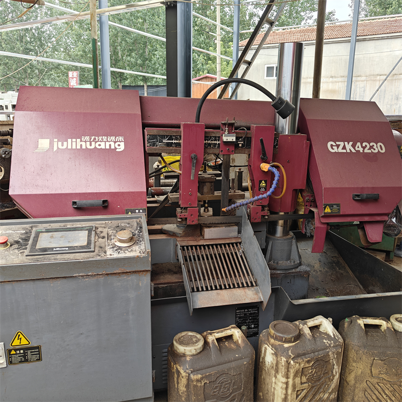 GZK4230 Band Saw Machine - Image 2