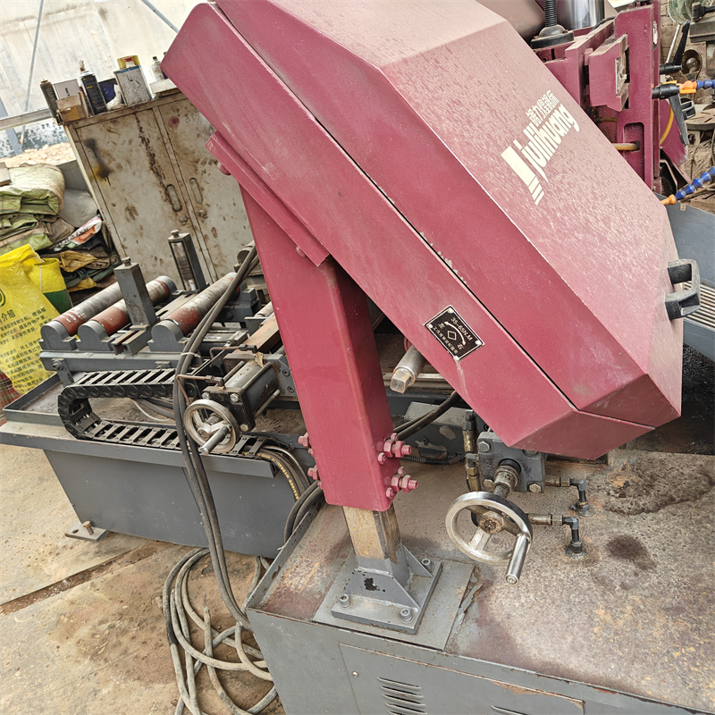 GZK4230 Band Saw Machine - Image 7