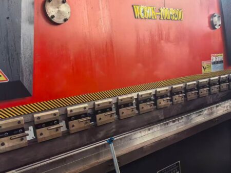 Nantong GEMAI WC67K-100/3200 CNC Press Brake