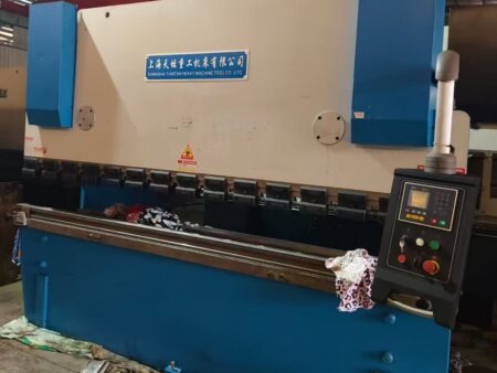 125T × 3200mm Hydraulic Press Brake