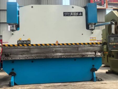 200T × 3200mm Hydraulic Press Brake