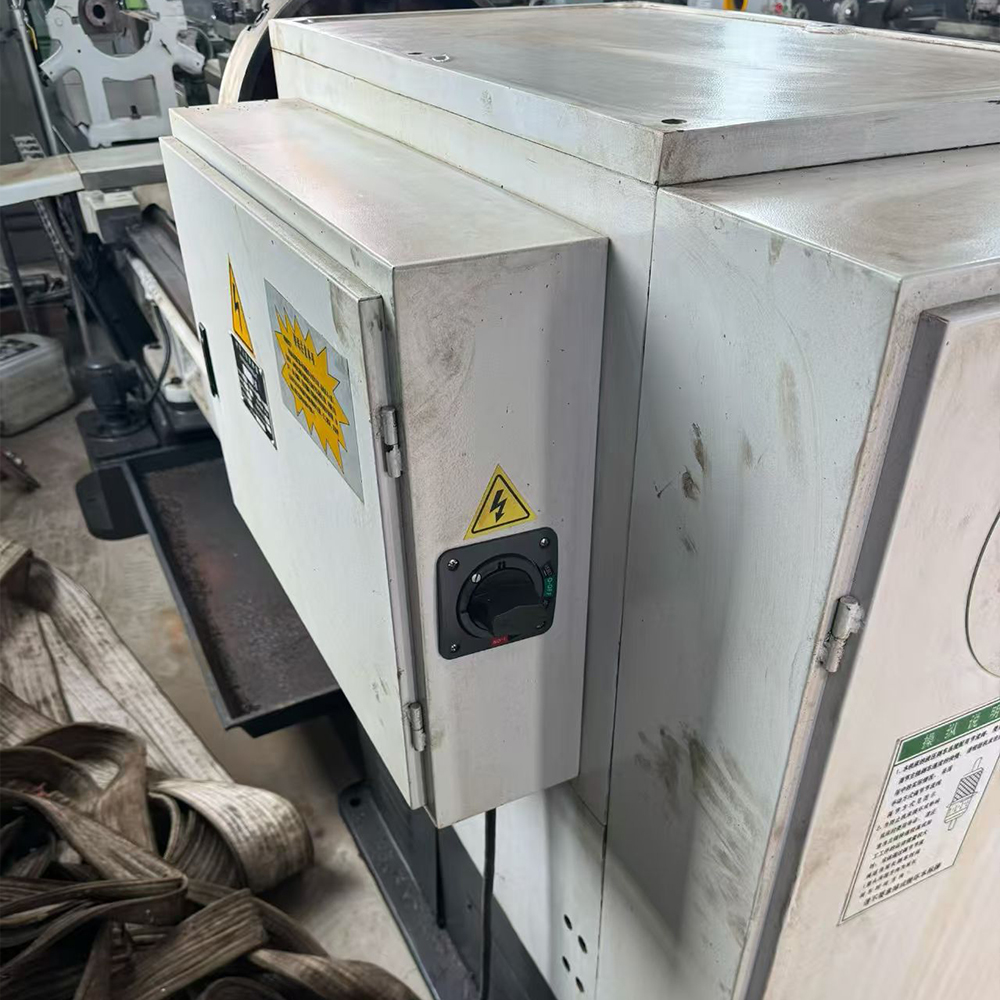 Shenyang 3m CW6180B second hand lathe - Image 3