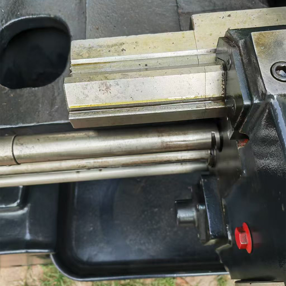 Shenyang No.1 1.5m CA6261B/A used lathe - Image 9