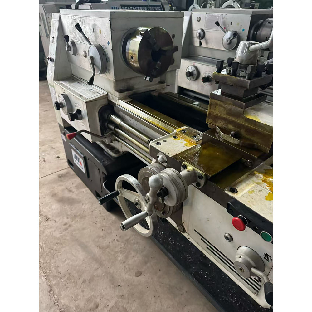 Shenyang 1.5m CA6150B used lathe - Image 4