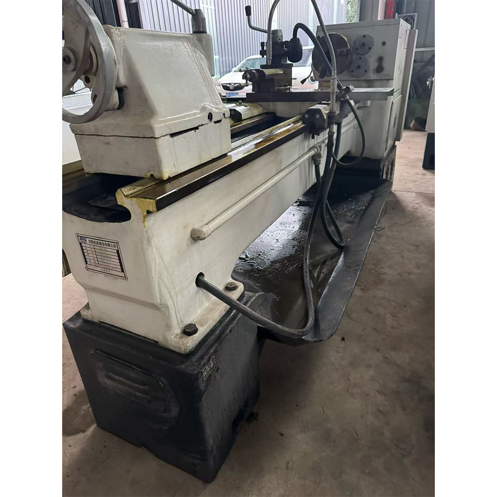 Shenyang 1.5m CA6150B used lathe - Image 5