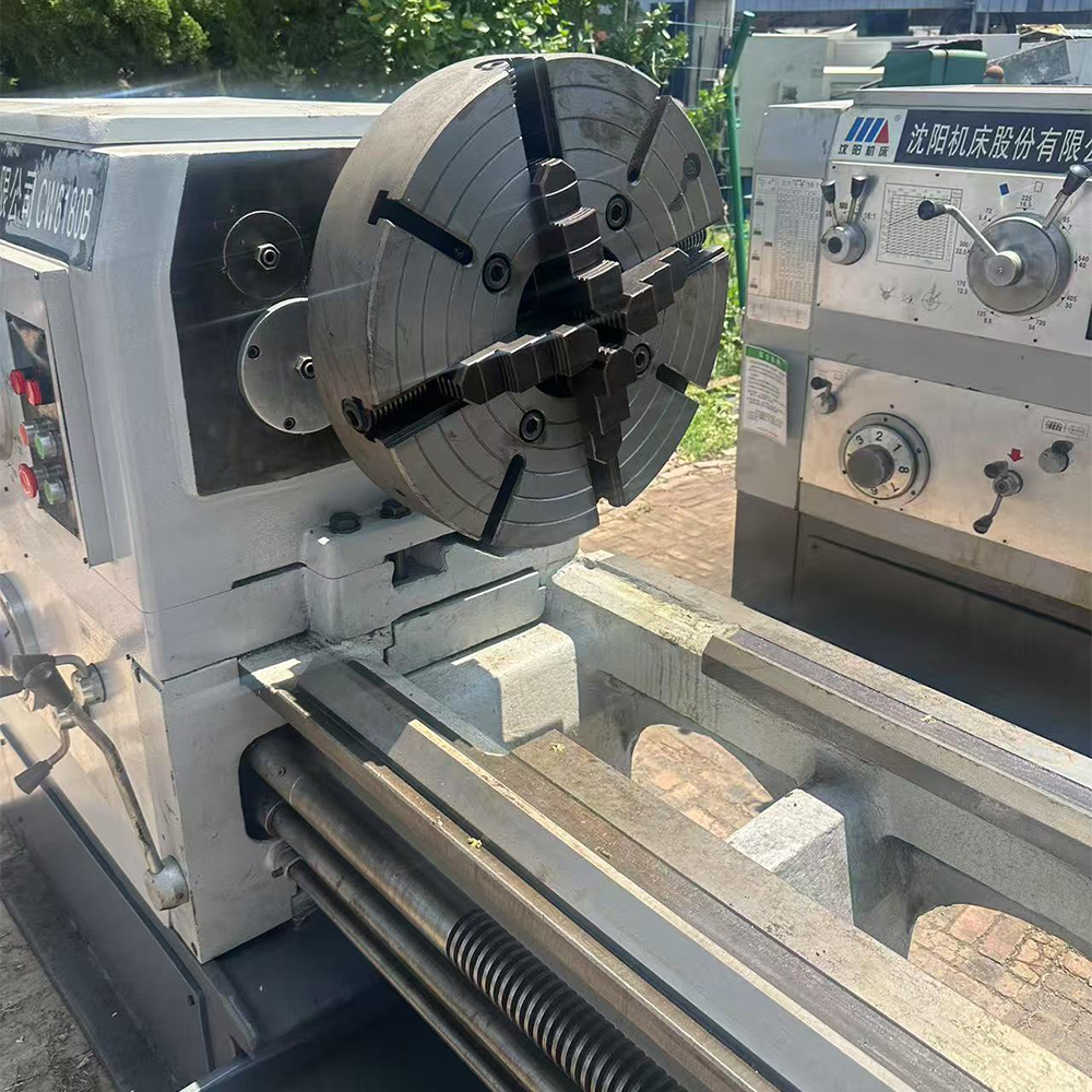 Shenyang 3m CW6180B second hand lathe - Image 4