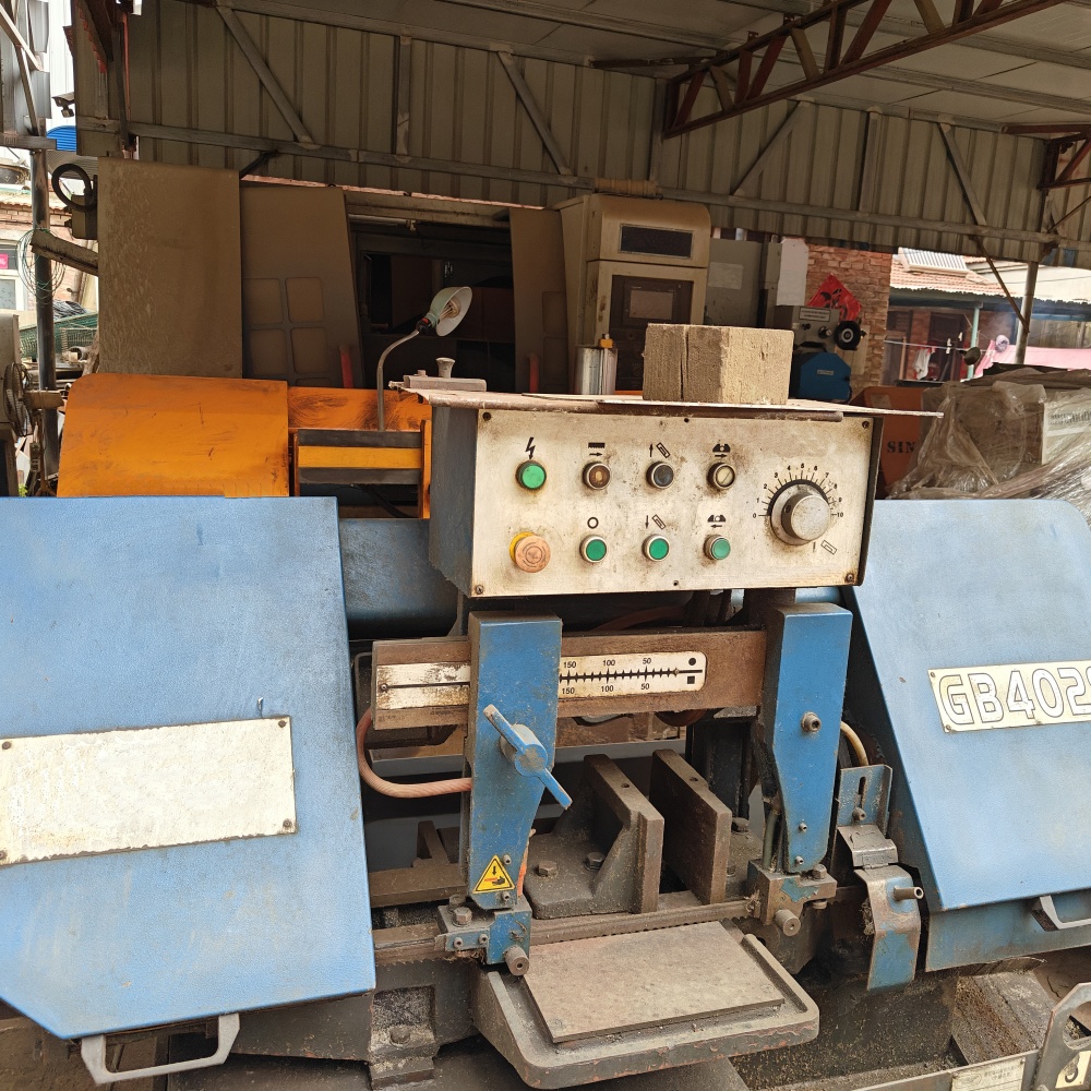 Second-hand sawing machine GB4028