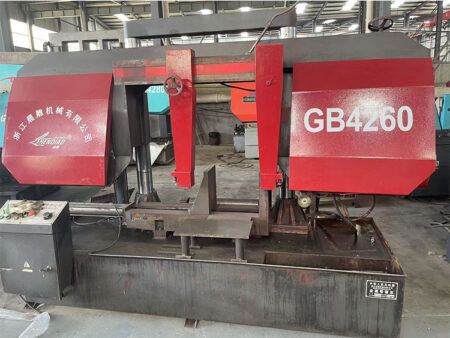 Second hand band sawing machine GB4260